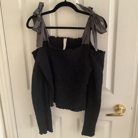 Anthropologie ruched black top with silk bows.  Cold shoulder. Size medium - Picture 1 of 4